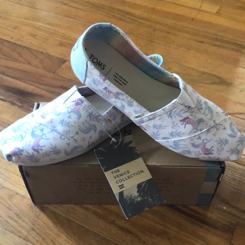 Unicorn printed Toms